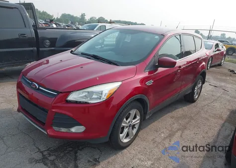 2013 Ford Escape Se z USA, uszkodzony, nr VIN 1FMCU0GX3DUB45337